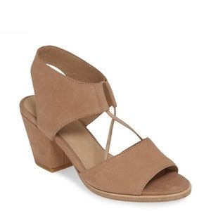 Women’s Eileen Fisher Doe Sandal